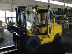 Металлическая кабина на погрузчик Hyundai 5т