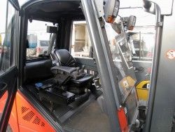 Металлическая кабина на погрузчик Linde H30D