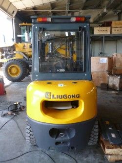 Металлическая кабина на погрузчик Liugong 3-3,5т