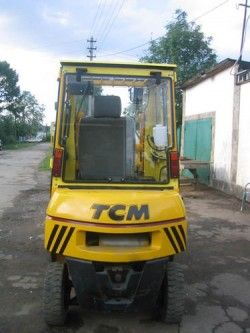 Металлическая кабина на погрузчик TCM ковшовый