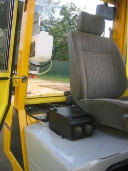 Металлическая кабина на погрузчик TCM ковшовый