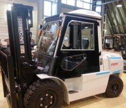 Металлическая кабина на погрузчик TCM 3,5-5т серия Inoma Металлическая кабина на погрузчик TCM 3,5-5т серия Inoma