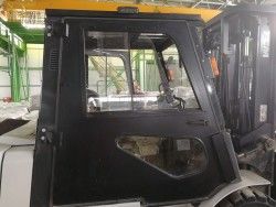 Металлическая кабина на погрузчик TCM 3,5-5т серия Inoma Металлическая кабина на погрузчик TCM 3,5-5т серия Inoma