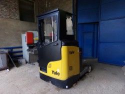 Металлическая кабина на ричтрак Yale MR16HD