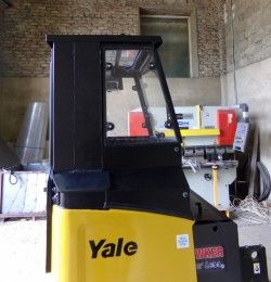 Металлическая кабина на ричтрак Yale MR16HD