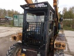 Дверь в сборе на минипогрузчики