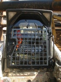 Дверь в сборе на минипогрузчики