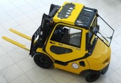 Металлическая кабина на погрузчик Komatsu 1,5-3,5т серии AX50/BX50