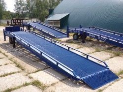 Мобильная эстакада DELTA 9000 с горизонтальной площадкой 3м и фронтальной выгрузкой
