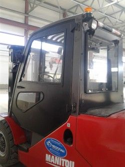 Металлическая кабина на погрузчик Manitou 5т