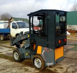 Металлическая кабина на шарнирно-сочлененный минипогрузчик GIANT D204SW
