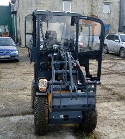 Металлическая кабина на шарнирно-сочлененный минипогрузчик GIANT D204SW