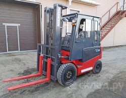 Металлическая кабина на погрузчик Nichiyu 3т