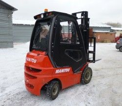 Металлическая кабина на погрузчик Manitou 1,5-1,8т