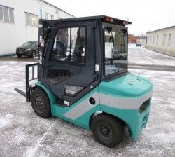 Металлическая кабина на погрузчик BAOLI 2-3,5т (KB серия)