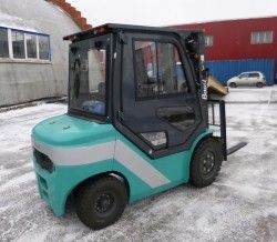 Металлическая кабина на погрузчик BAOLI 2-3,5т (KB серия)