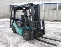 Металлическая кабина на погрузчик BAOLI 2-3,5т (KB серия)